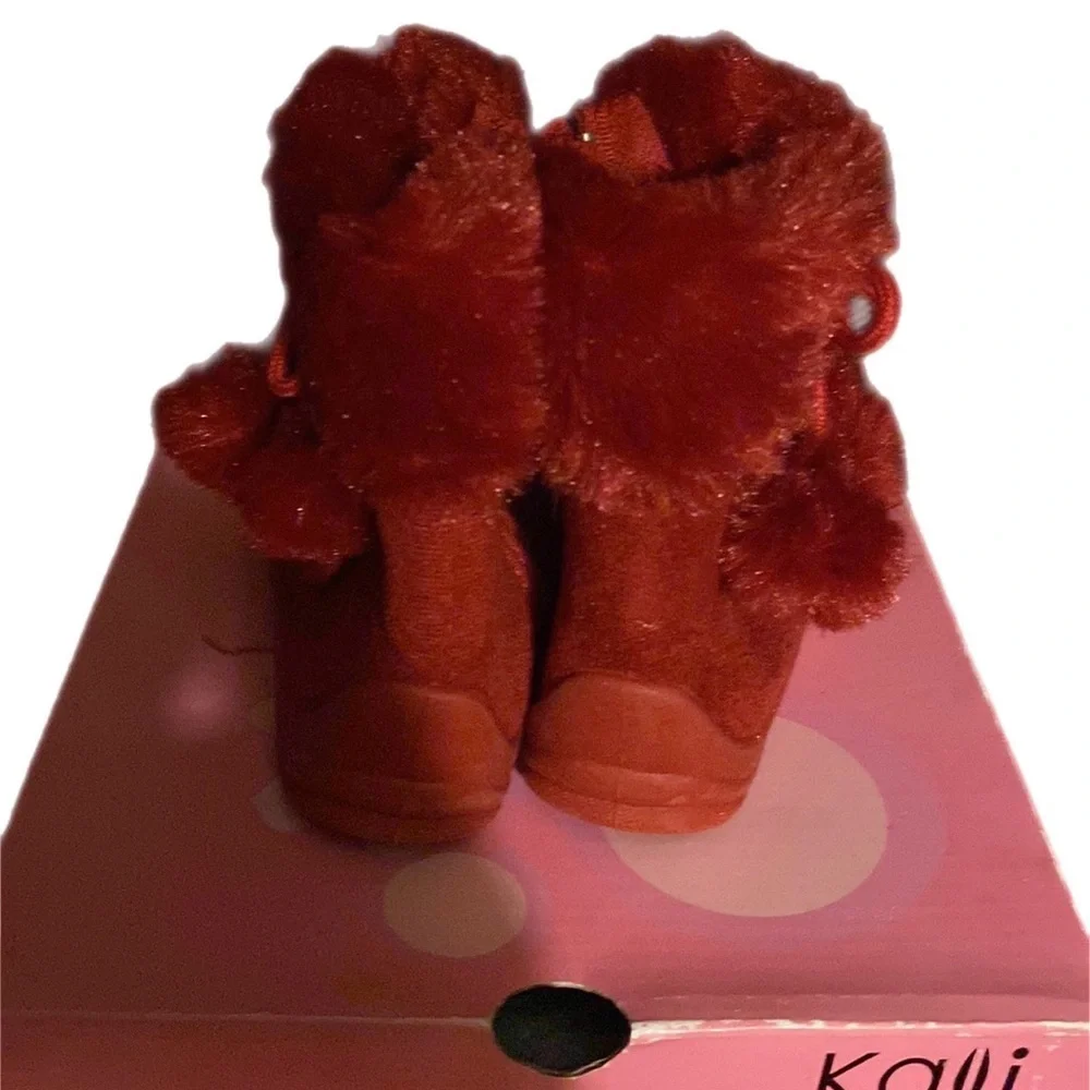 Kali Boots, Bany, Red, Faux Fur, Suede, Sz 4 & 5, Winter, Snow, Girly​, NIB, NWT